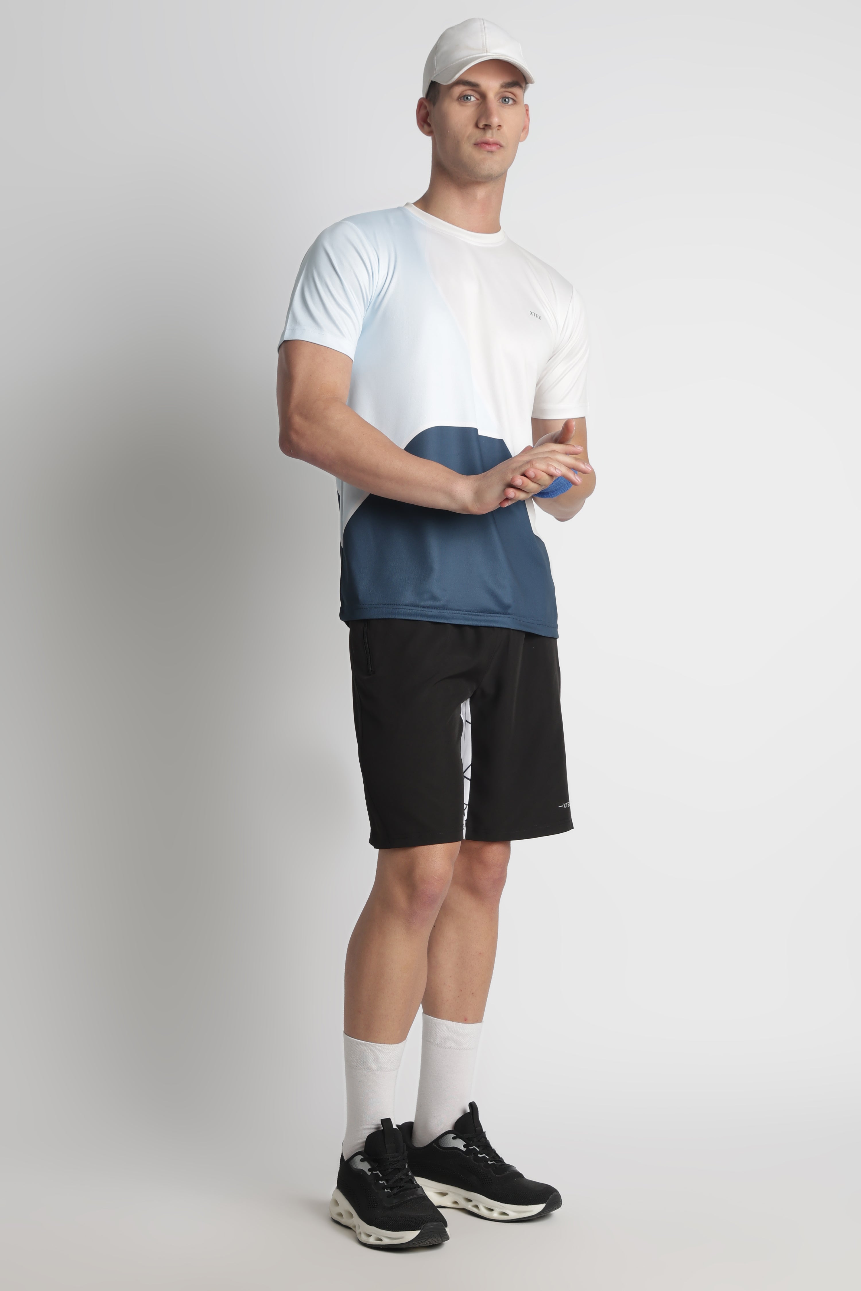White & Blue Colorblock Athletic Jersey – Breathable Activewear | Xtex