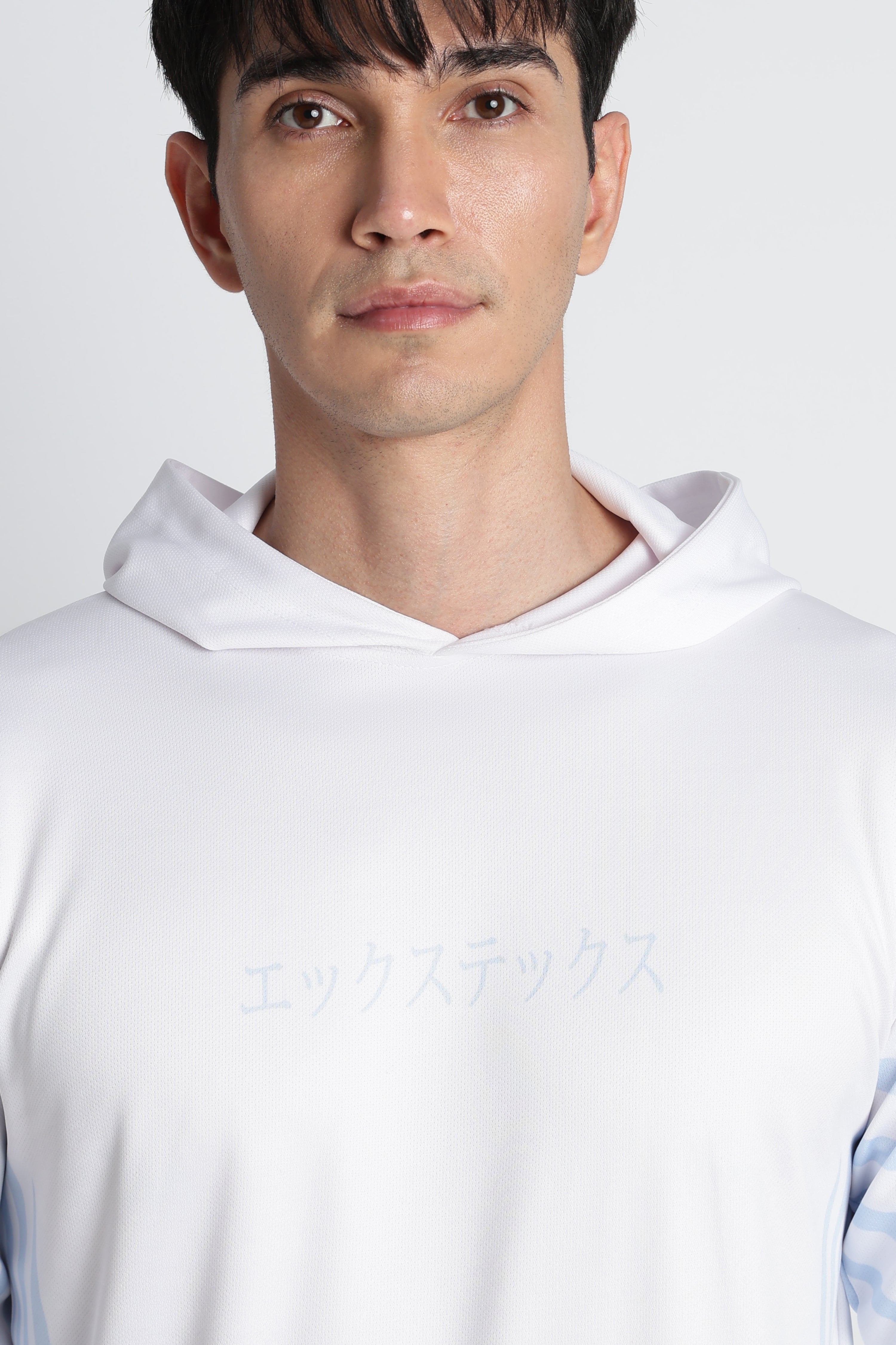 XTEX White Performance Hoodie with Blue‑Stripe Accents