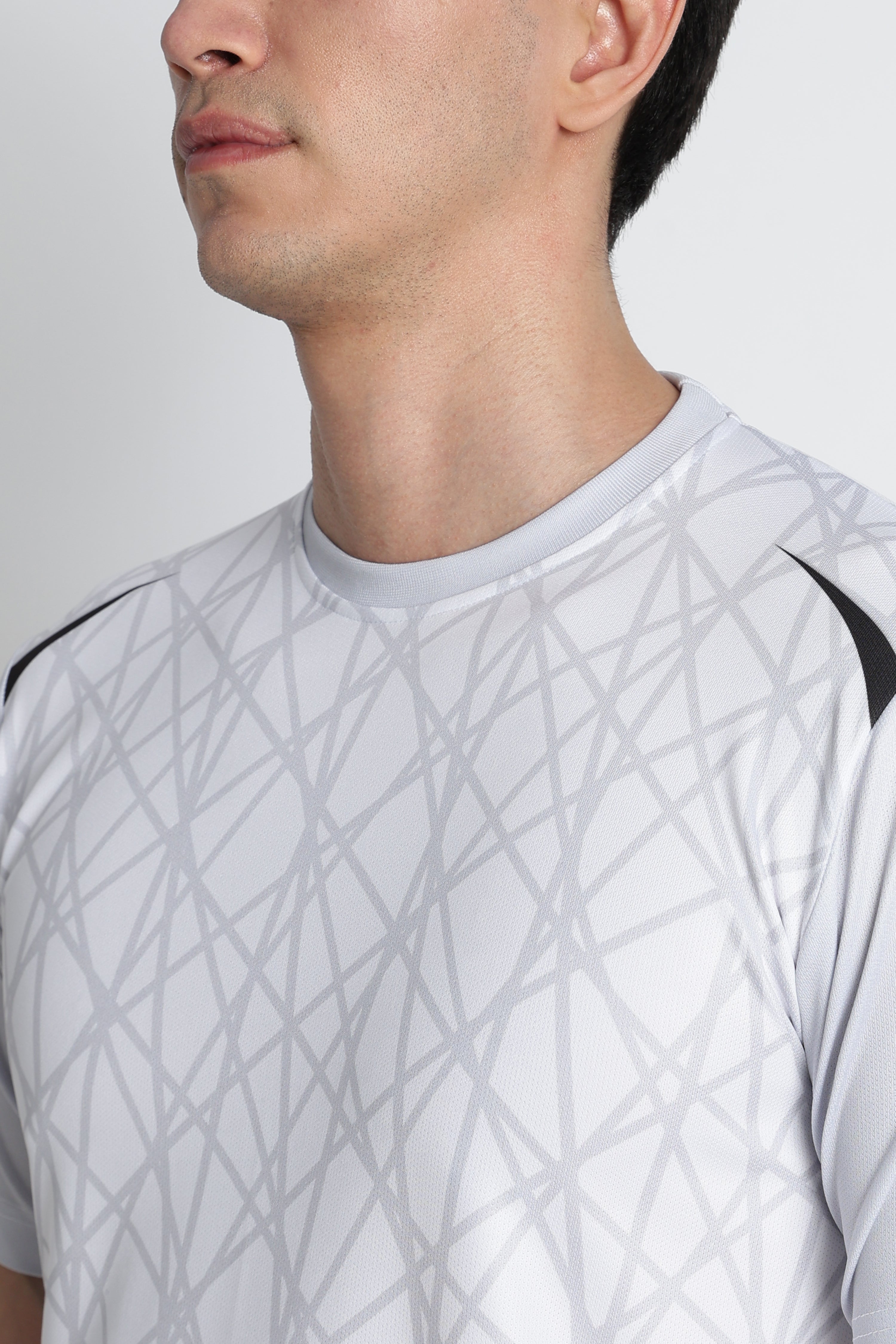 White Geometric Tee – Breathable Activewear for Workouts
