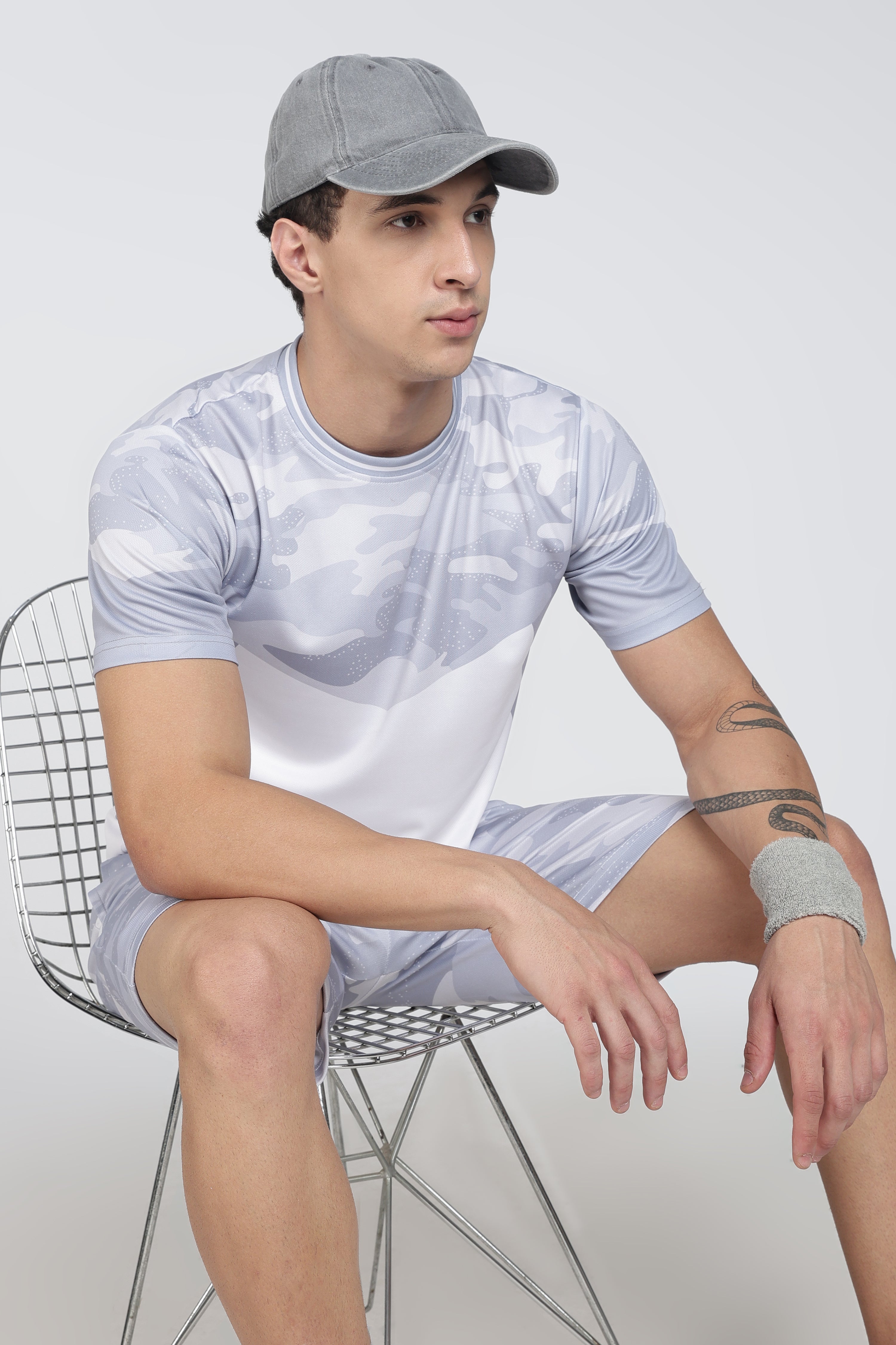 Camouflage Active Wear Jersey – Grey & White Athletic Tee for Sports & Everyday