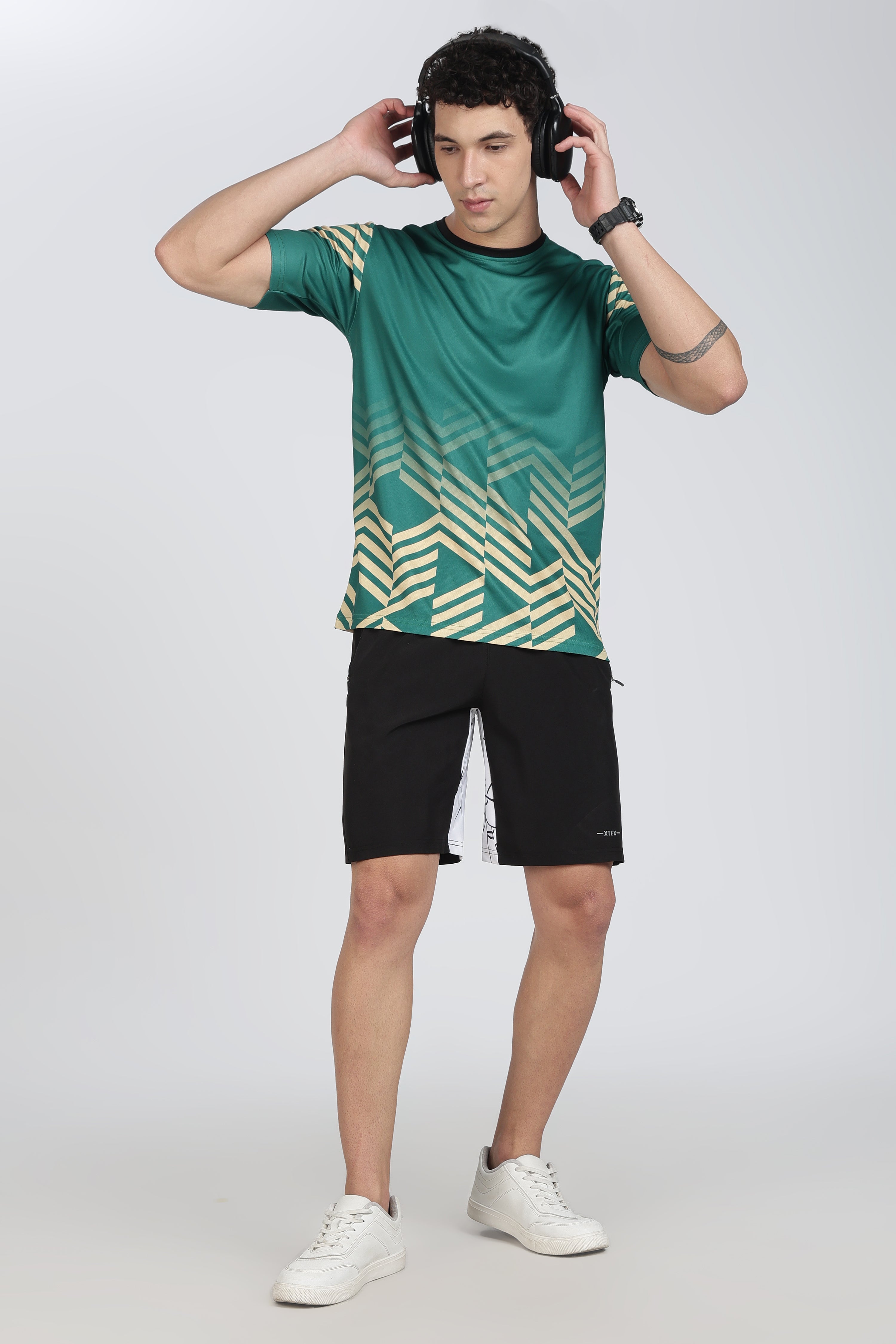 Green Chevron Athletic Tee – Comfort & Style