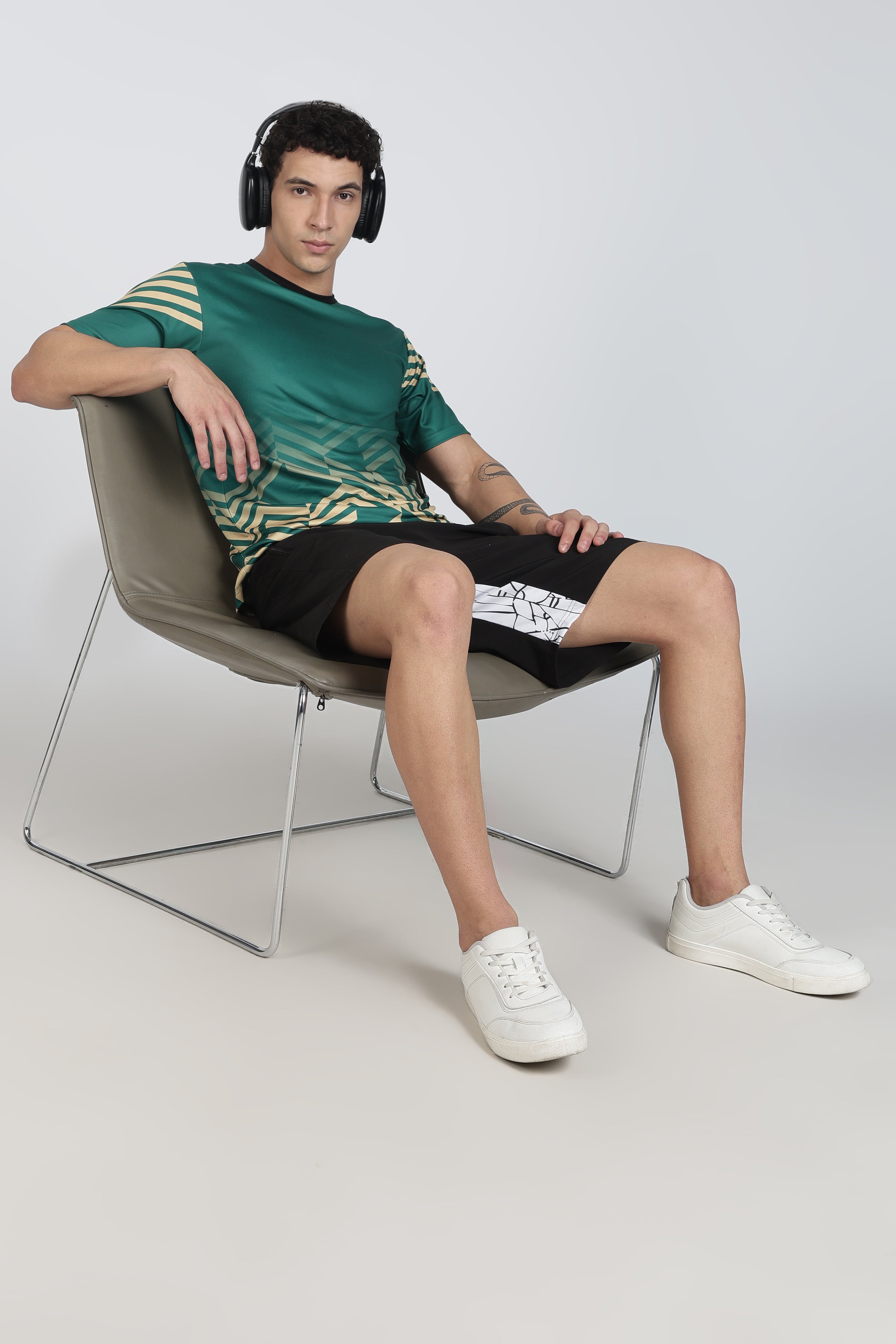 Green Chevron Athletic Tee – Comfort & Style