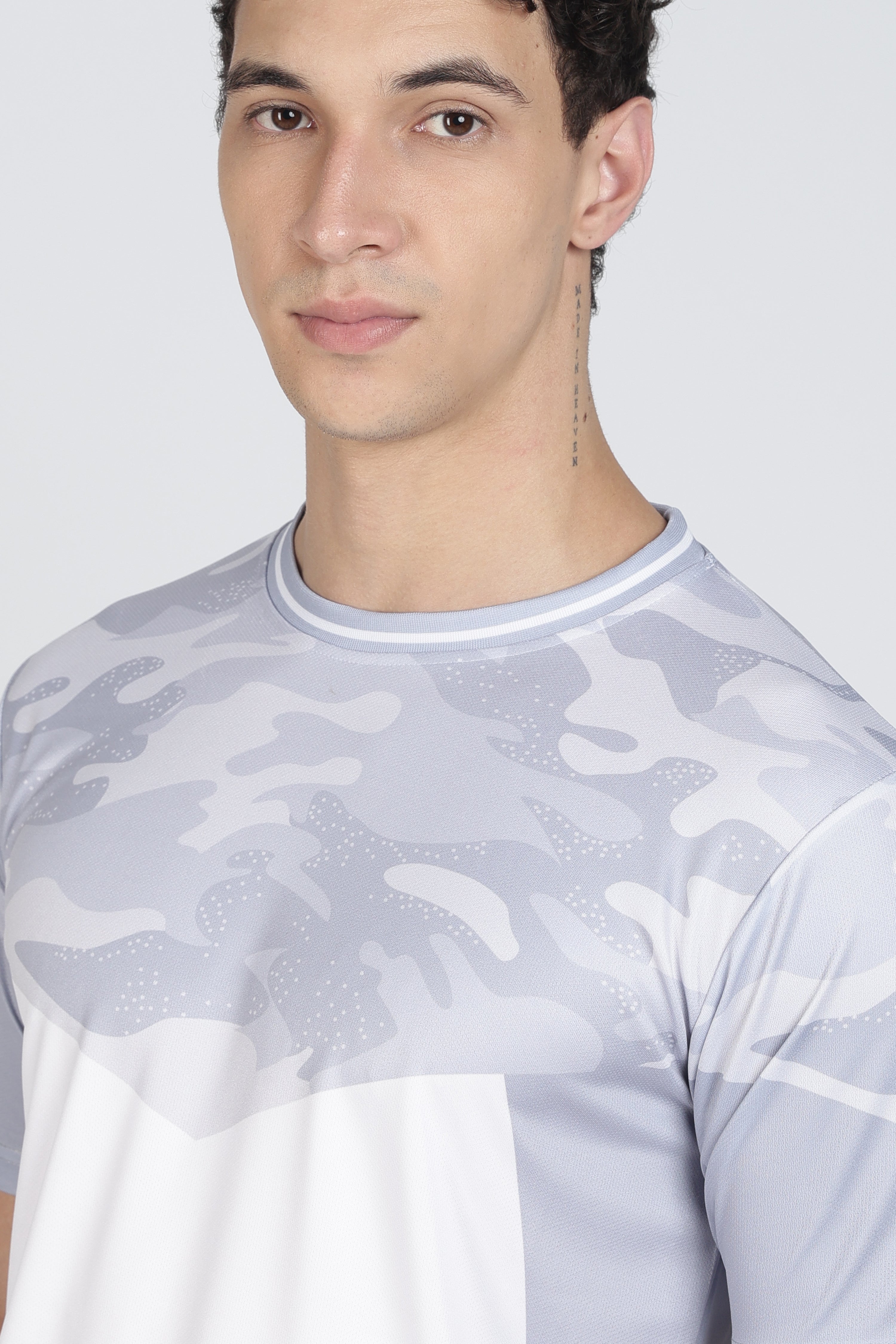 Camouflage Active Wear Jersey – Grey & White Athletic Tee for Sports & Everyday