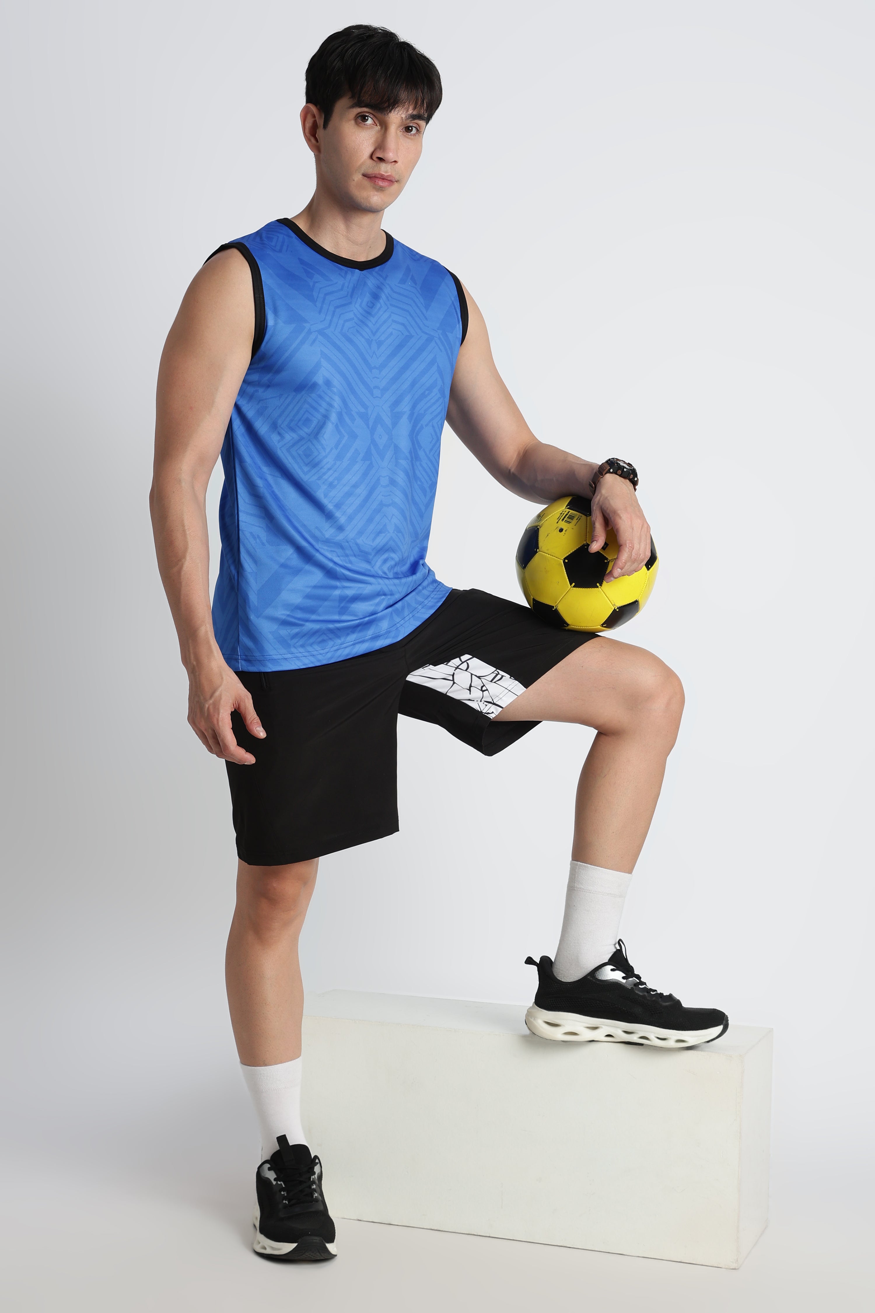 Blue Geometric Tank Top – Breathable Activewear for Workouts