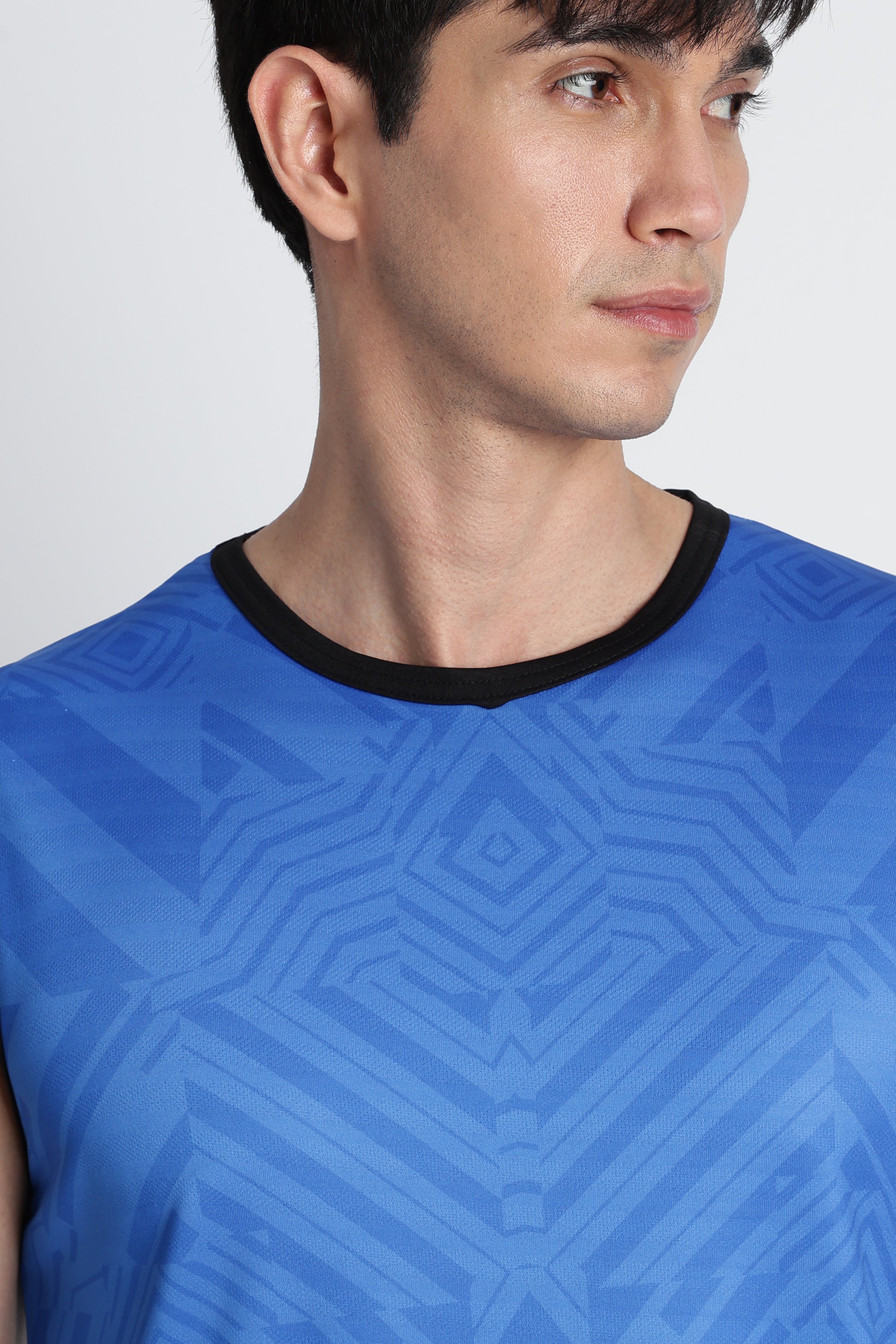 Blue Geometric Tank Top – Breathable Activewear for Workouts
