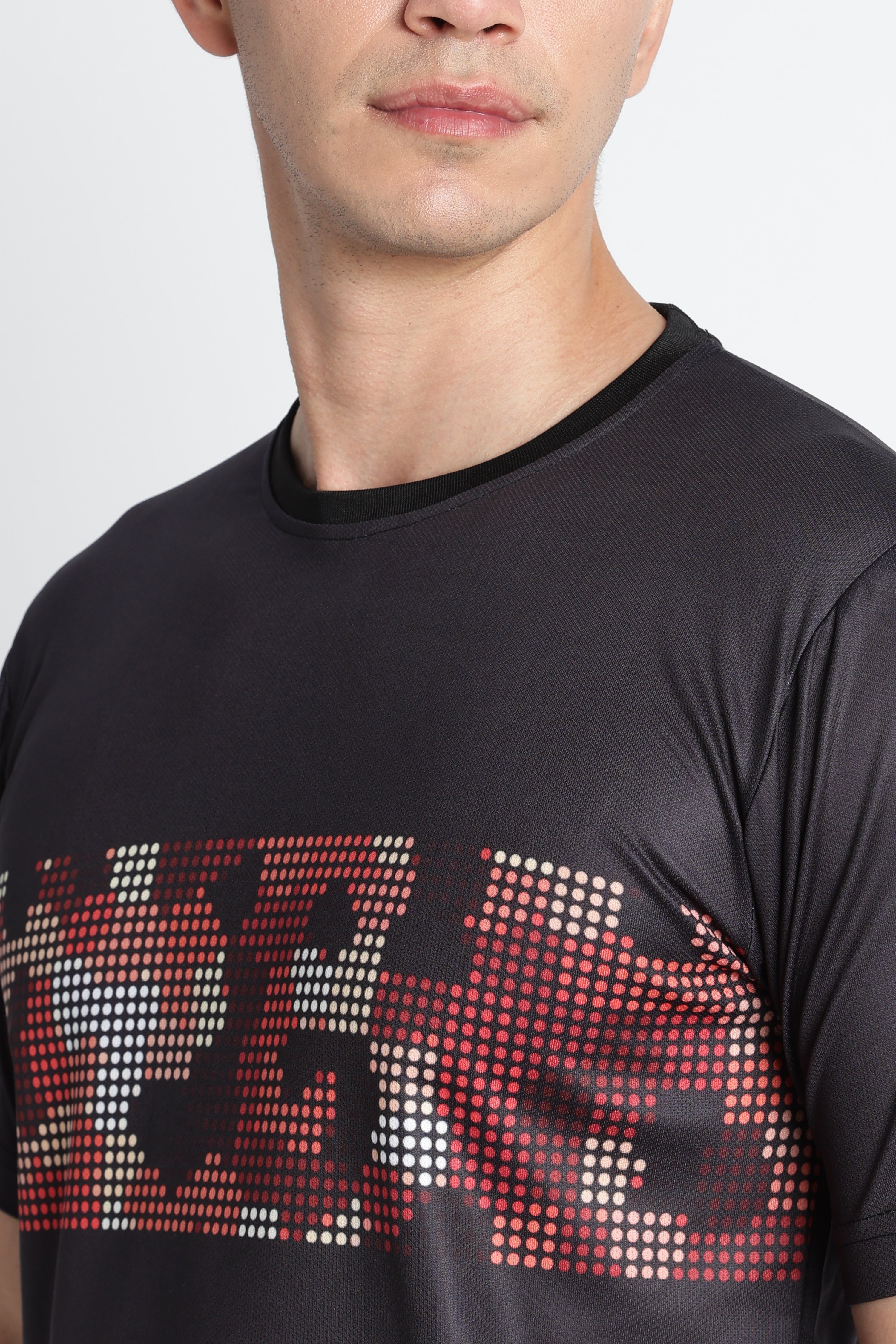 Black Pixel Graphic Jersey – Bold Red-White Activewear Tee for Gym & Training