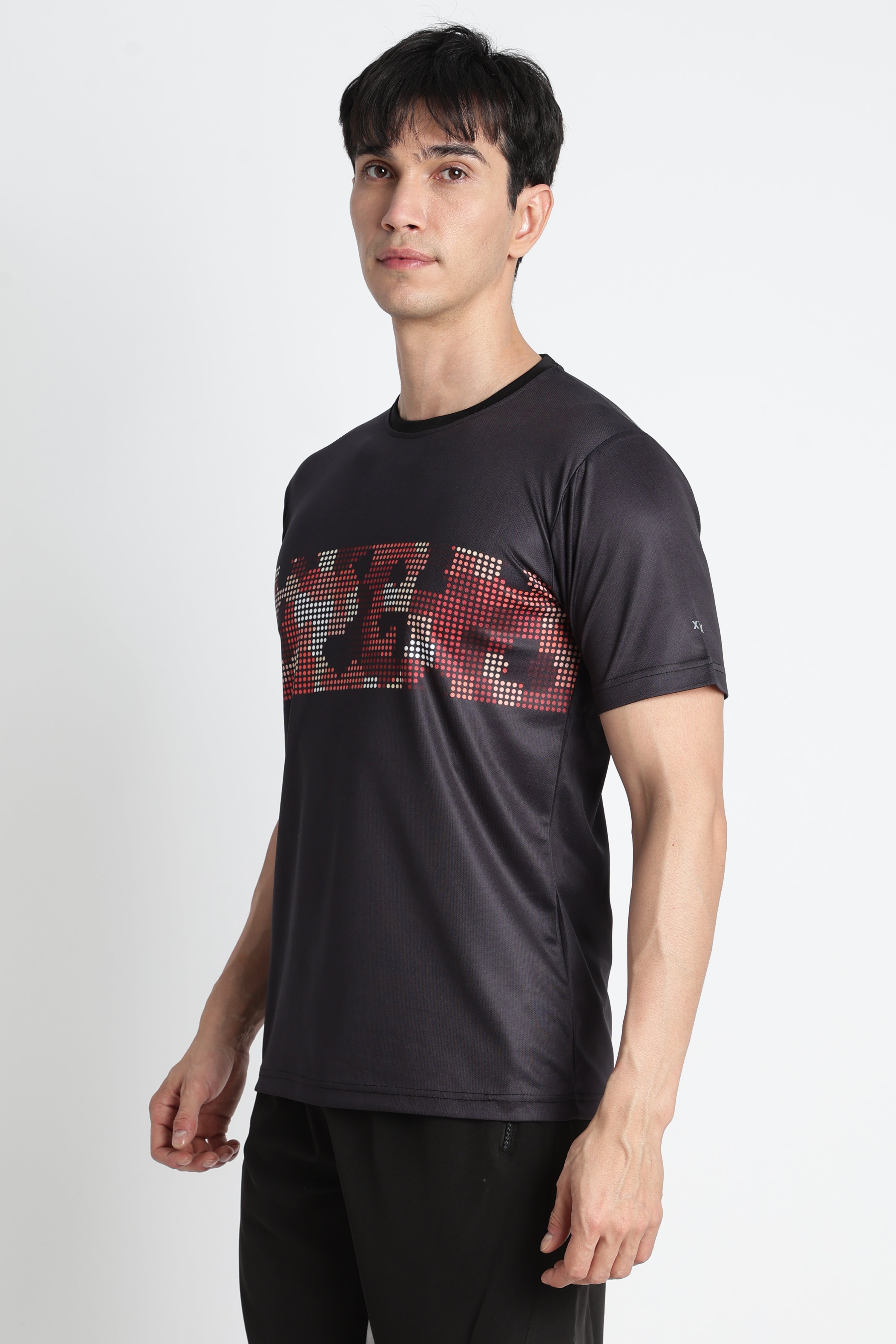 Black Pixel Graphic Jersey – Bold Red-White Activewear Tee for Gym & Training