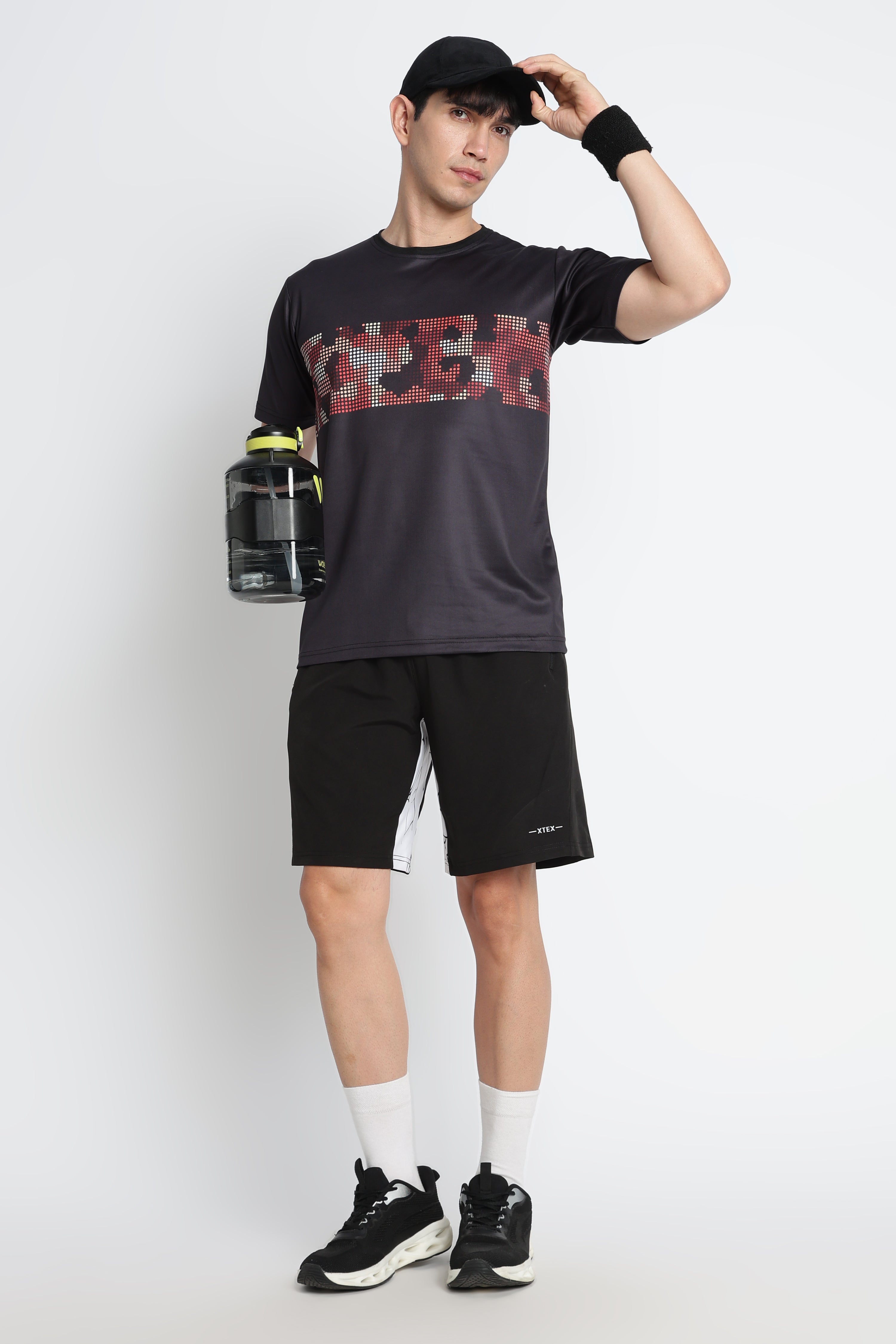 Black Pixel Graphic Jersey – Bold Red-White Activewear Tee for Gym & Training