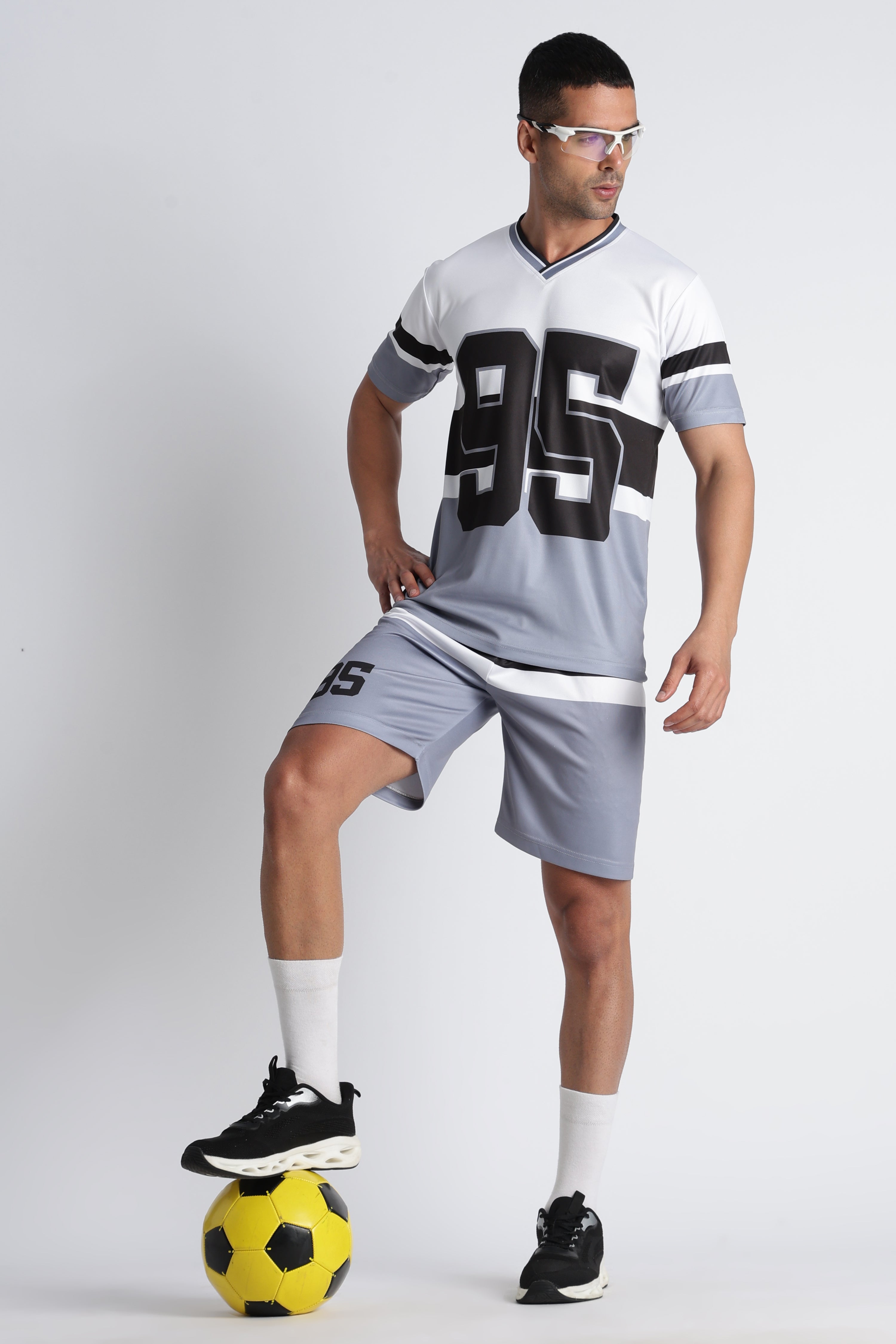 Men’s White Athletic Jersey ‘95’ | V-Neck Sportswear