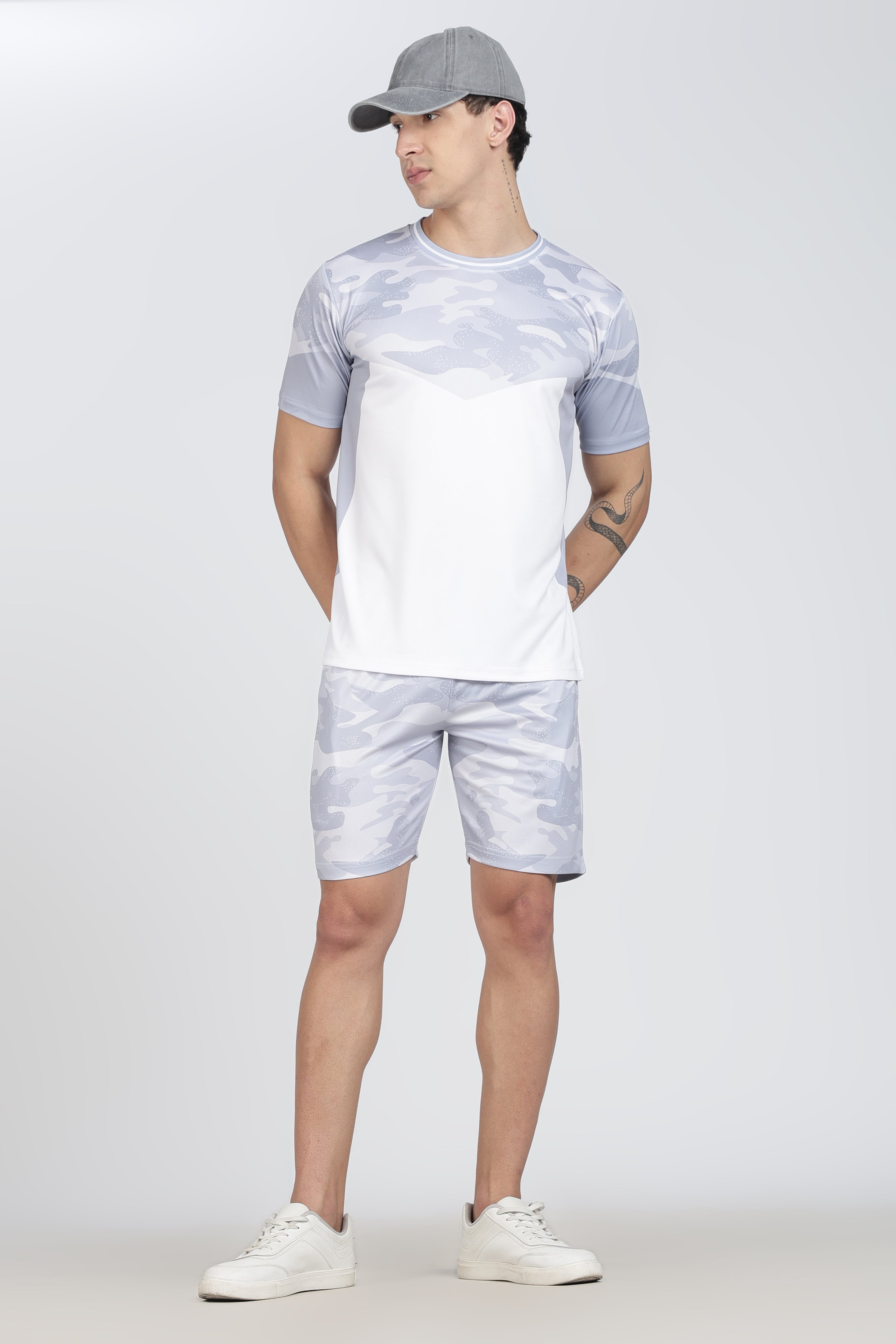 Camouflage Active Wear Jersey – Grey & White Athletic Tee for Sports & Everyday