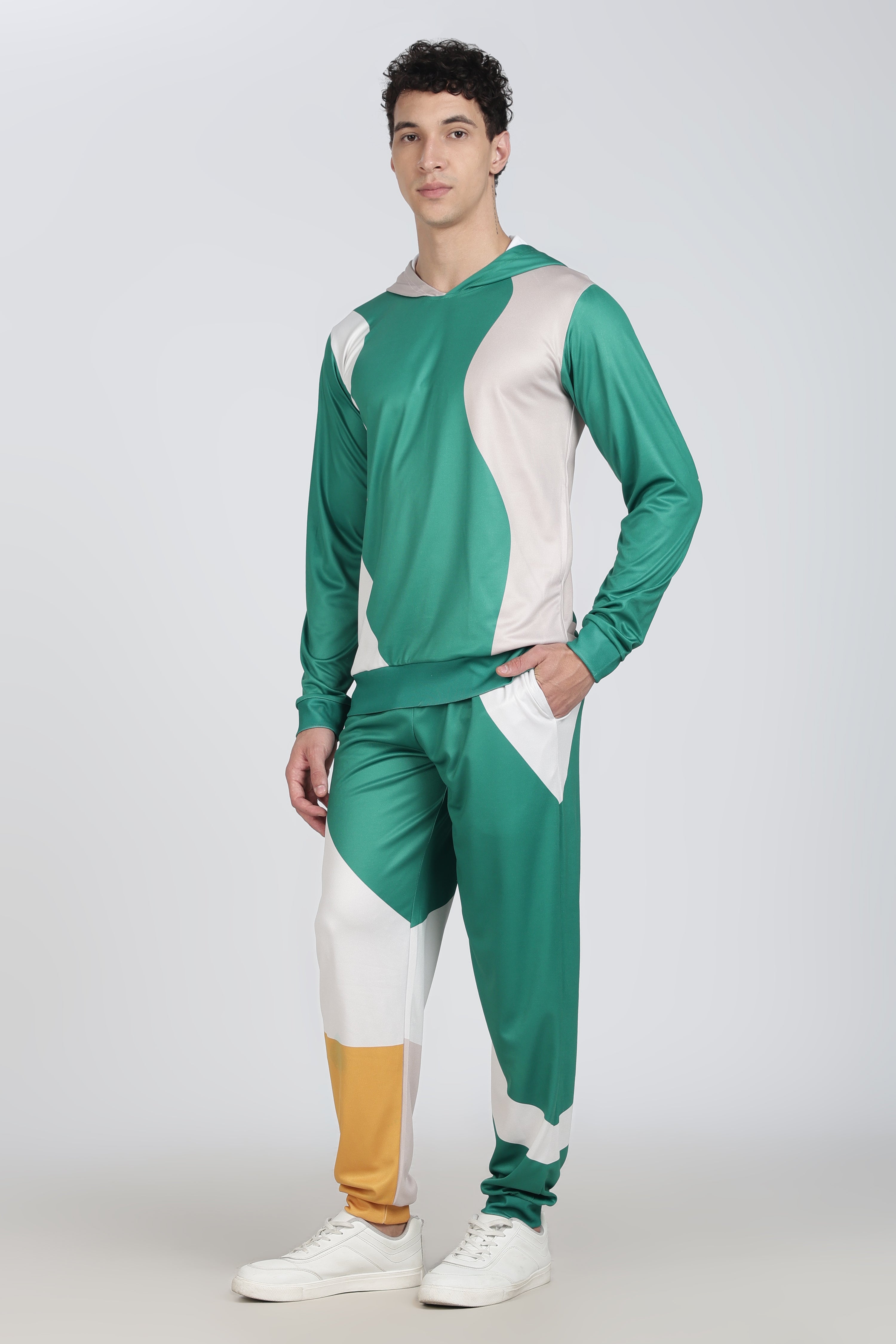 Green‑White Colorblock Hoodie Set – Moisture‑Wicking Active Wear