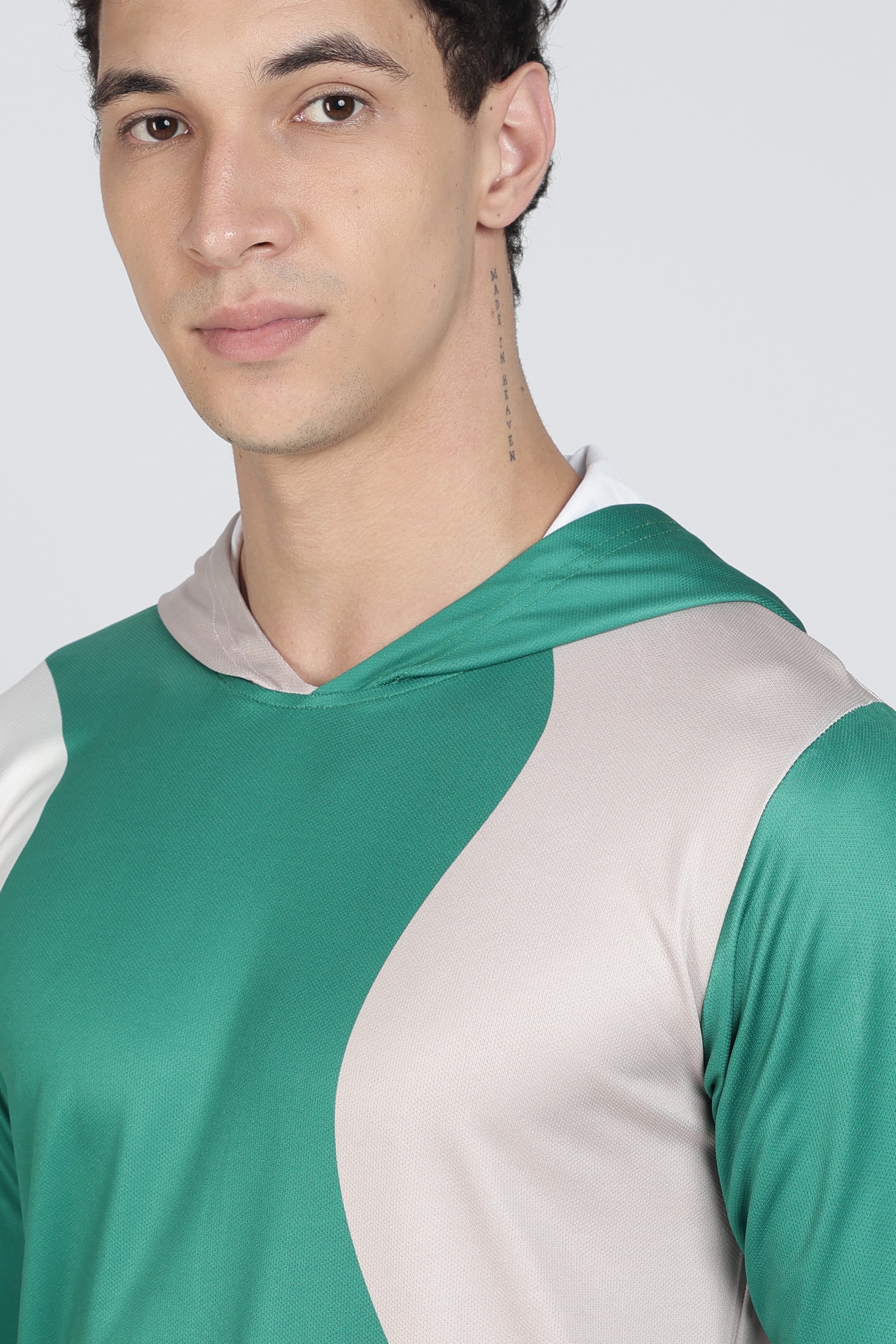 Green‑White Colorblock Hoodie Set – Moisture‑Wicking Active Wear
