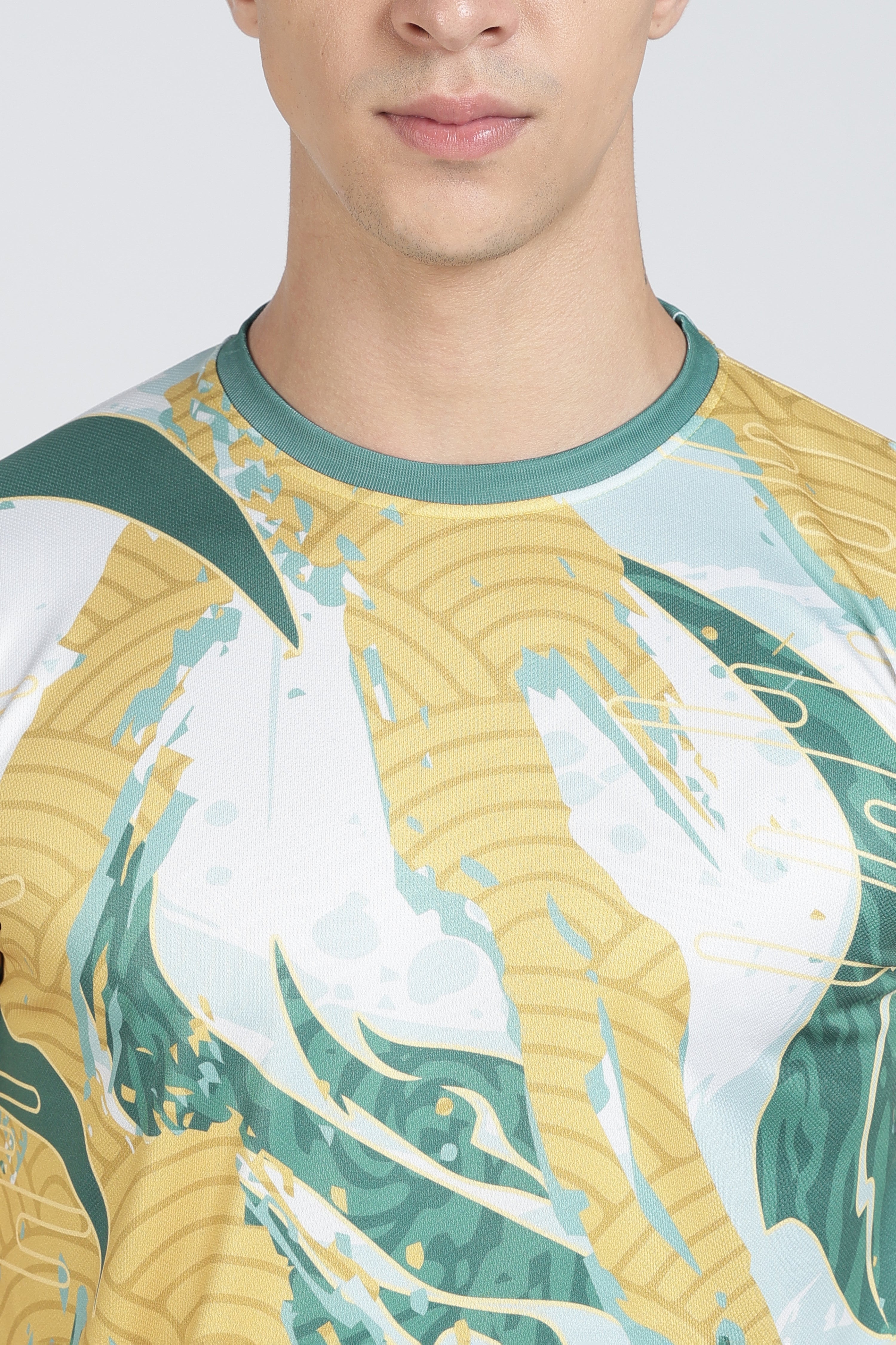 XTEX Green Yellow Abstract Pattern Performance Tee – Fitness Workout T-Shirt