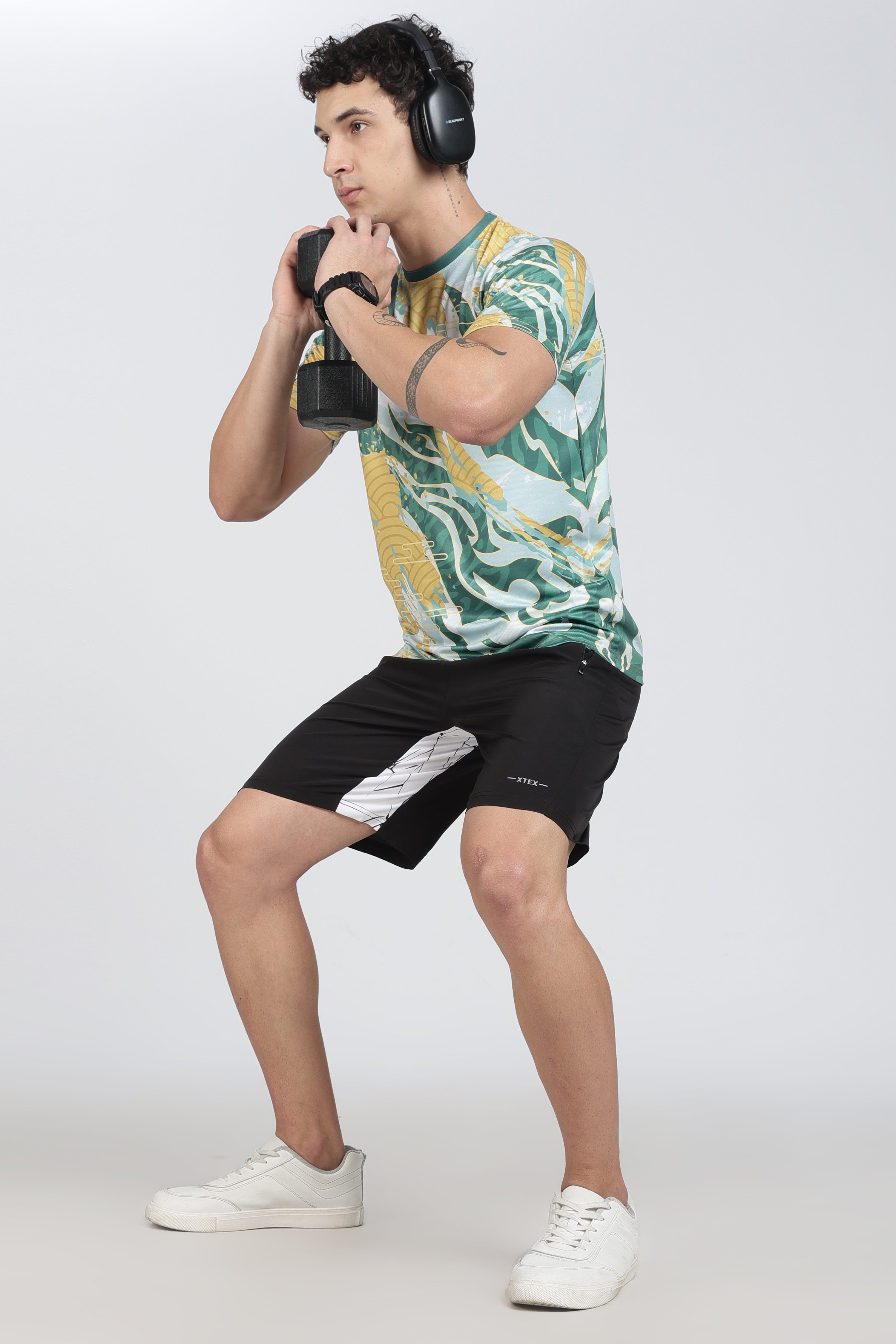 XTEX Green Yellow Abstract Pattern Performance Tee – Fitness Workout T-Shirt