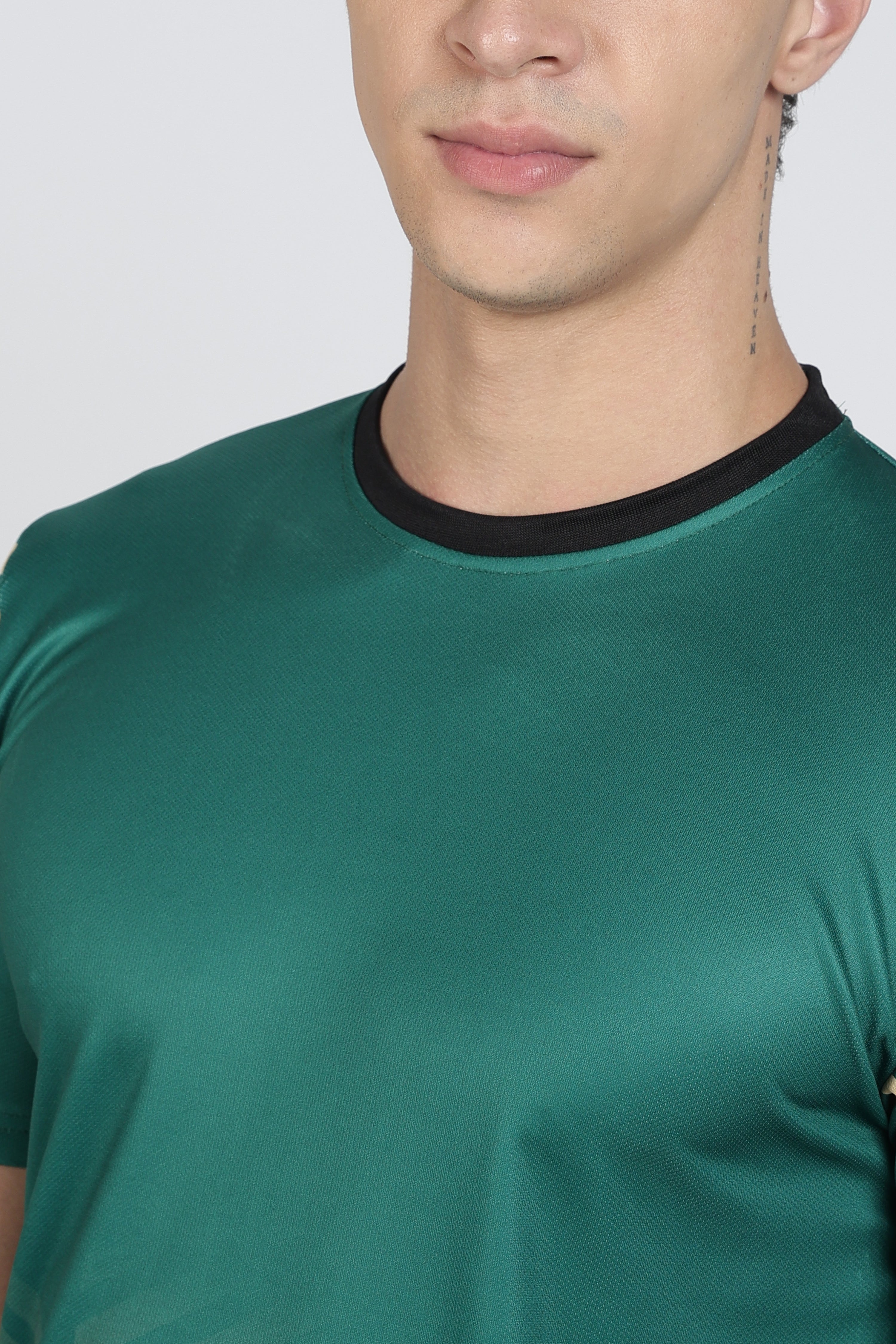 Green Chevron Athletic Tee – Comfort & Style
