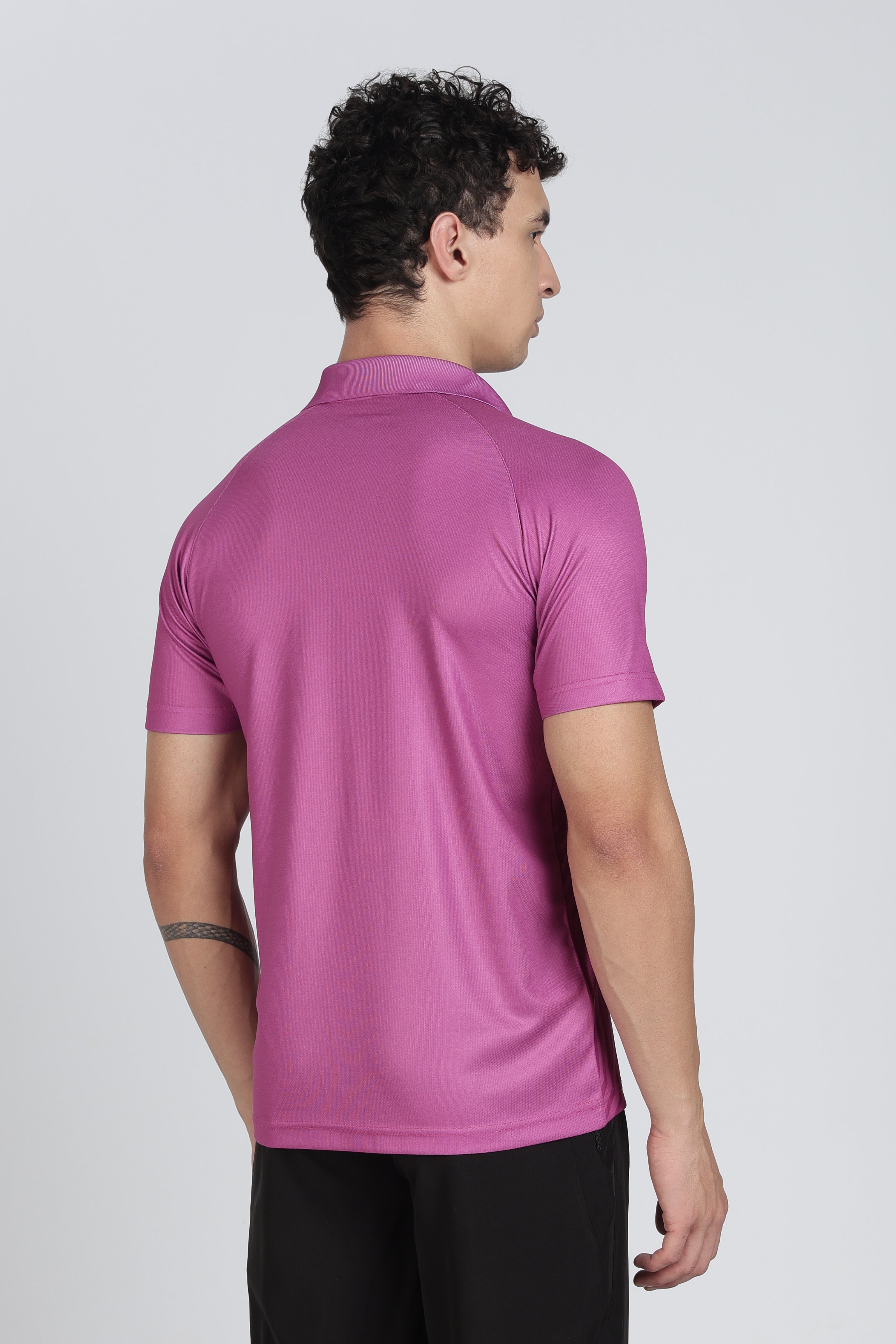 XTEX Pink Performance Polo – Geometric Wave Stripe Shirt for Active Sports & Casual