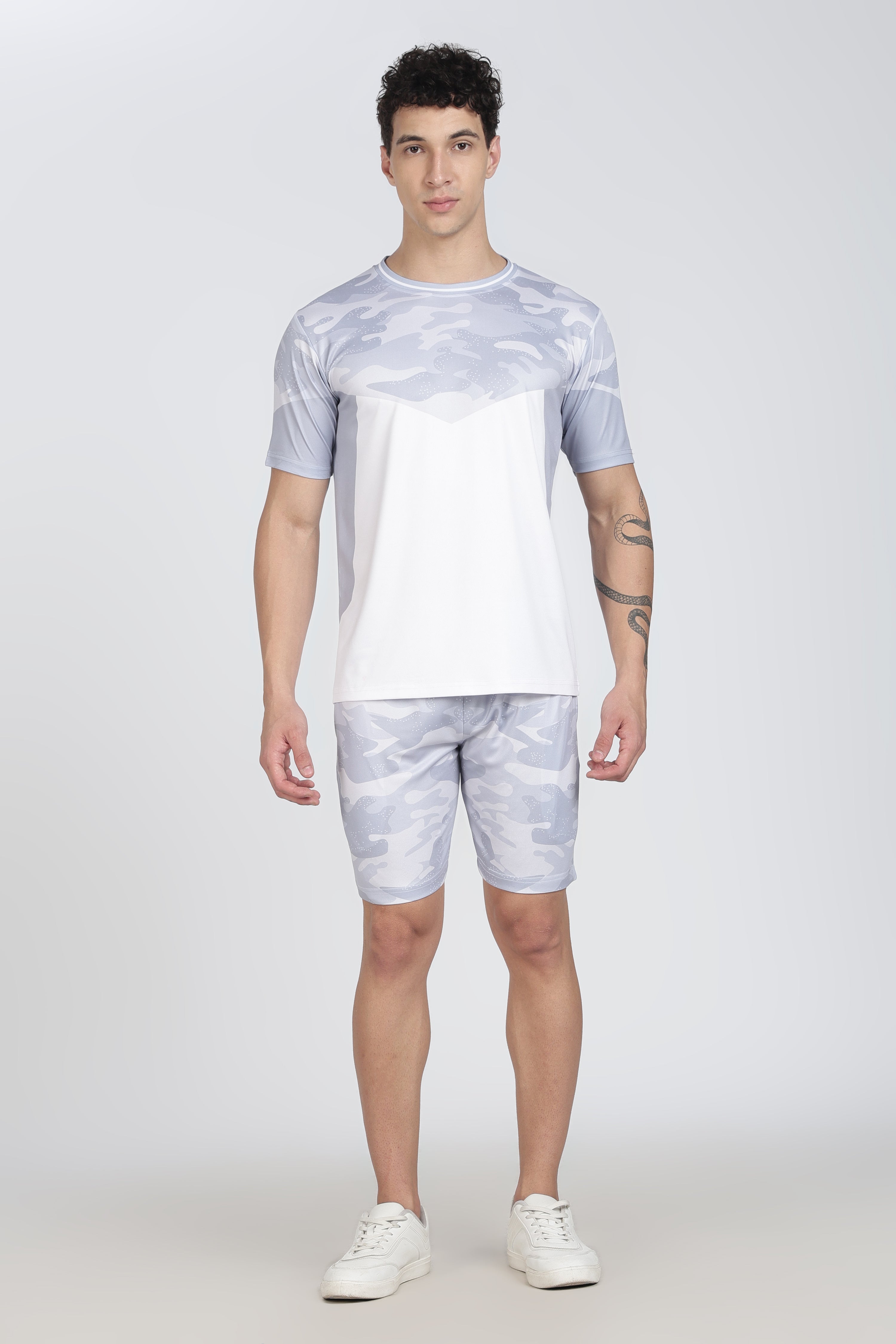 Camouflage Active Wear Jersey – Grey & White Athletic Tee for Sports & Everyday