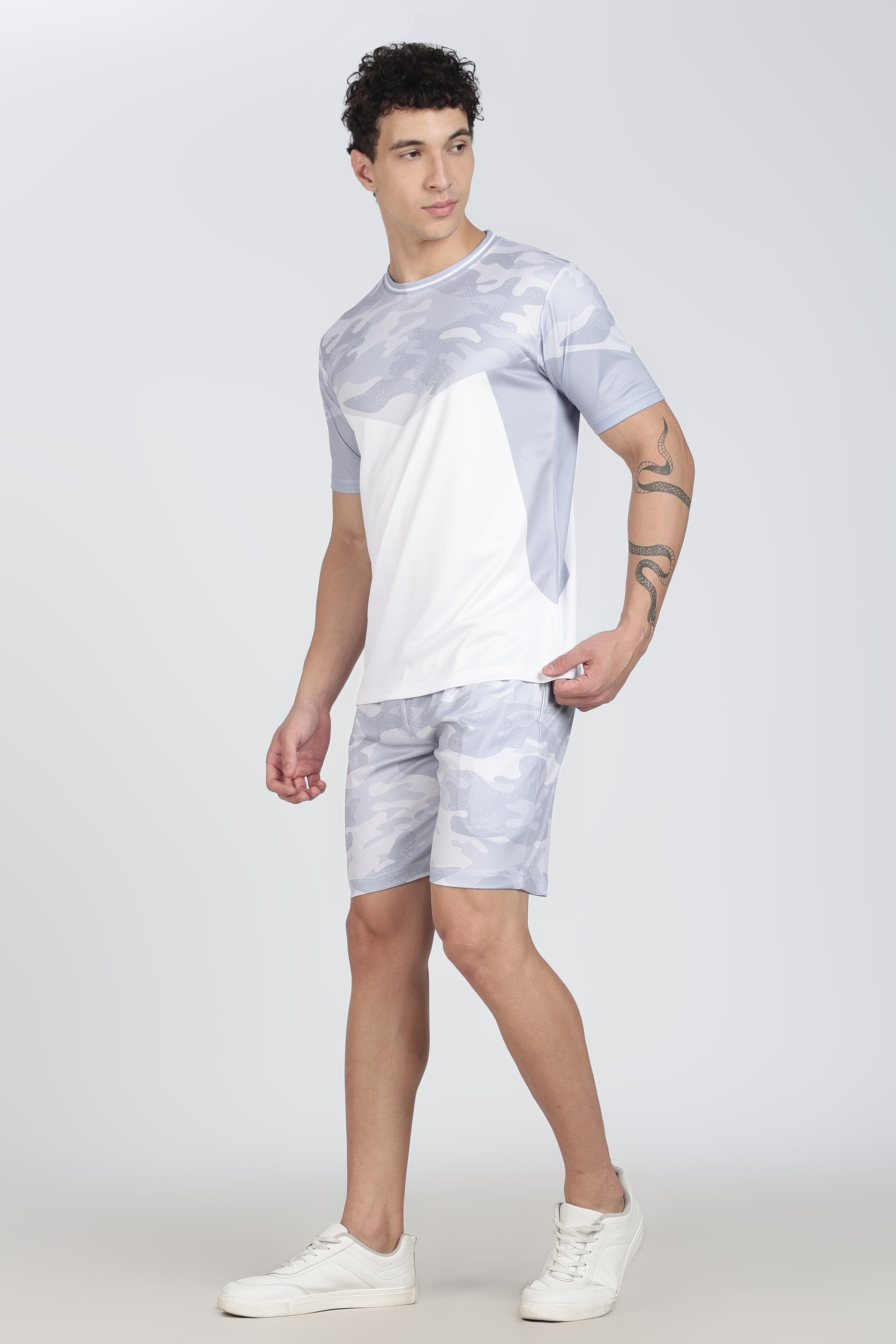 Camouflage Active Wear Jersey – Grey & White Athletic Tee for Sports & Everyday
