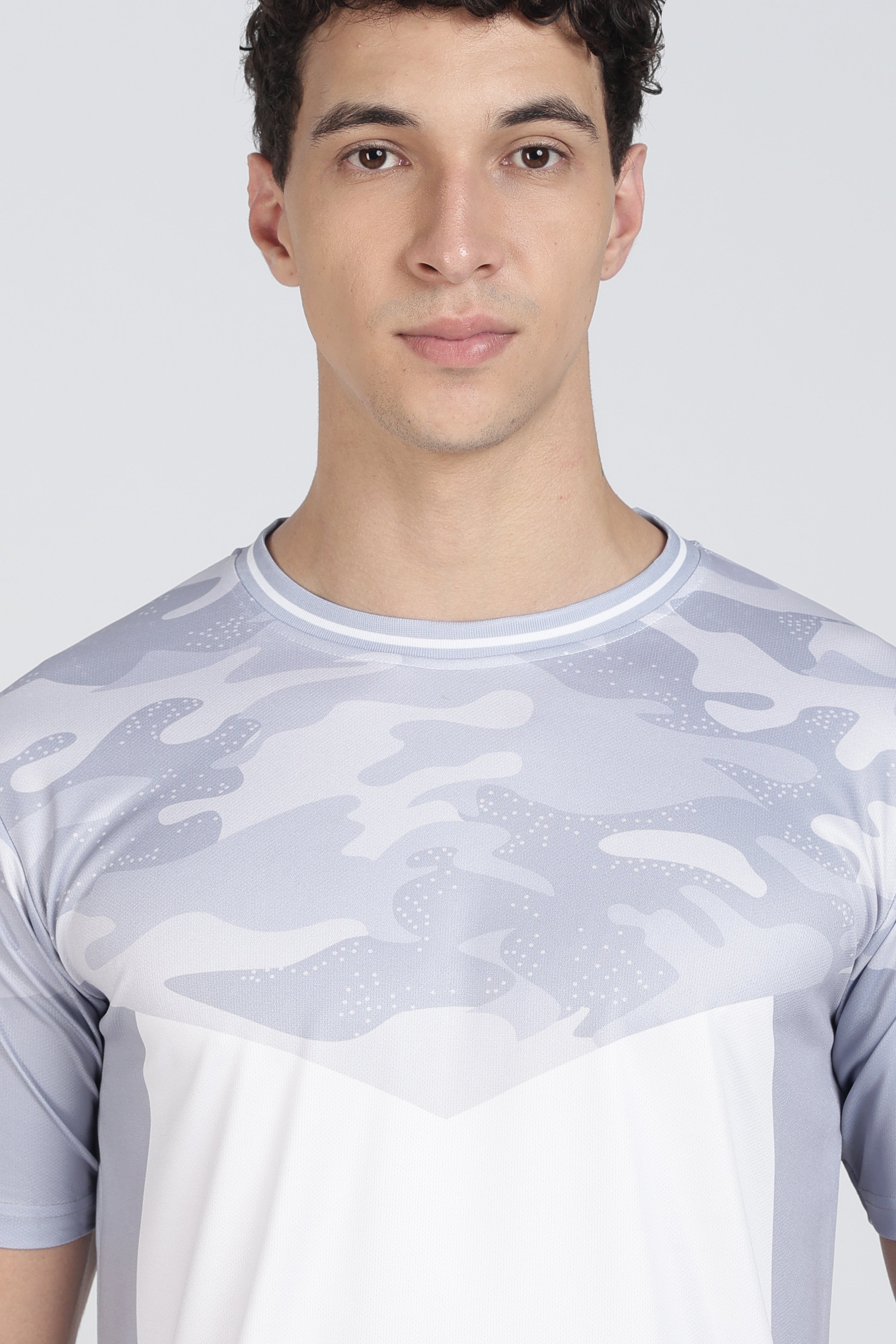 Camouflage Active Wear Jersey – Grey & White Athletic Tee for Sports & Everyday